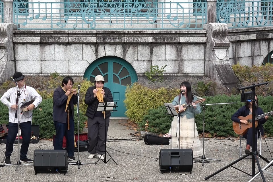 Mucha Libertad/12:00